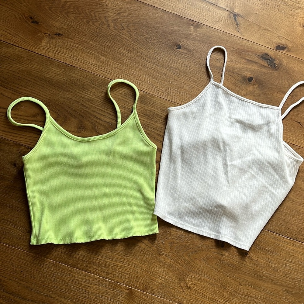 Women’s cropped American eagle tanks